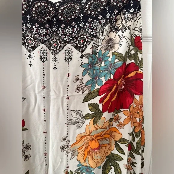 FARM Rio Natasha Multicolor Floral Maxi Skirt - Picture 9 of 12